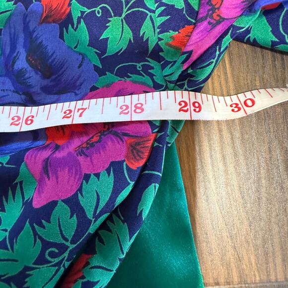 VTG Victoria’s Secret Gold Label Floral Satin Wrap Robe One Size - Picture 10 of 11